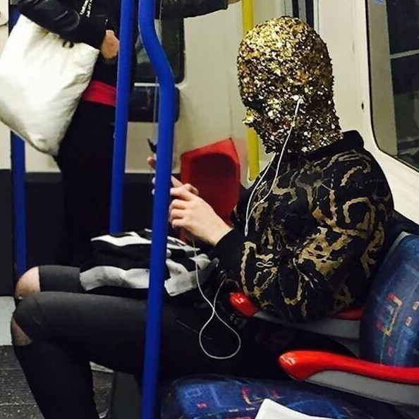35 людей из метро, которых сложно забыть