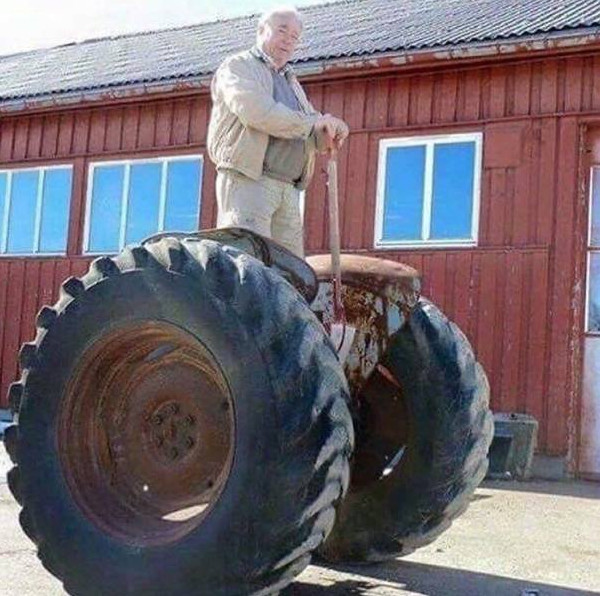 Приколы: суровая детская площадка, дом в ипотеку и весёлый водитель