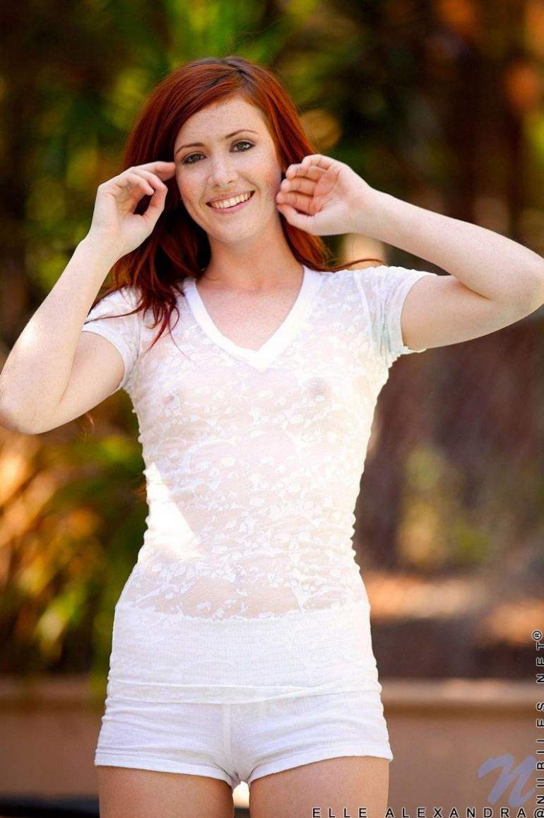 Элли Александра