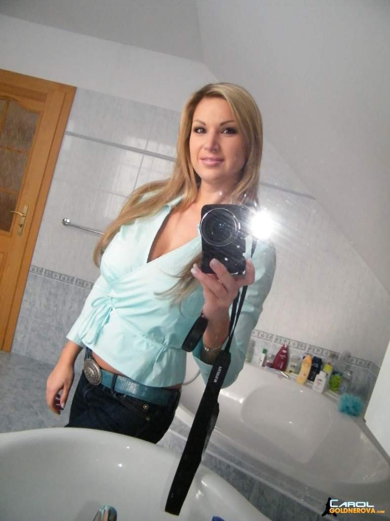 Кароль Голднерова фото