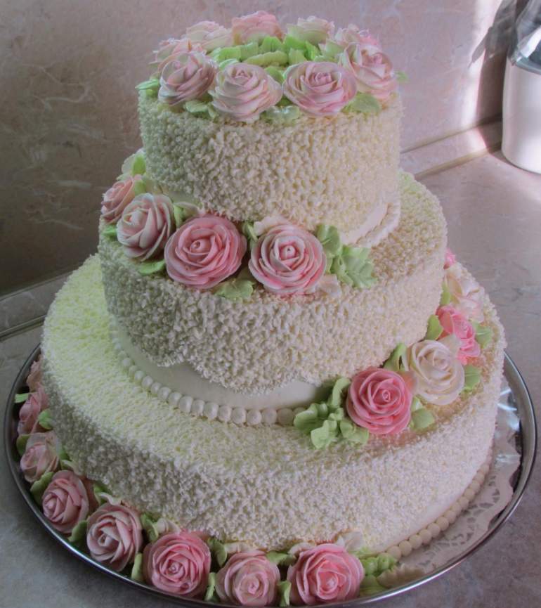 Фото - Двухъярусные Свадебные торты из крема