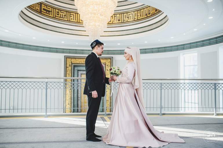 Фото и картинки: Мусульманская свадьба в мечети