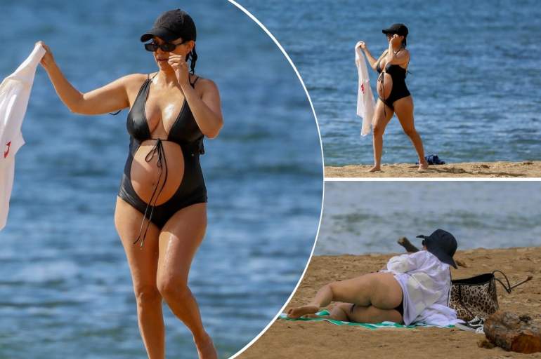 Беременная Кортни Кардашьян в купальнике