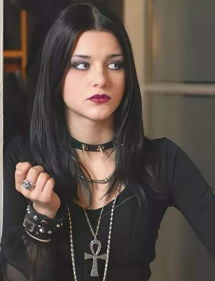 Актриса: Даша Васнецова - разные фото