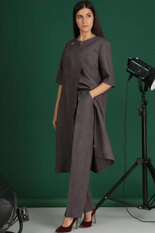 Стиль: Широкие брюки с длинной туникой - фото идеи