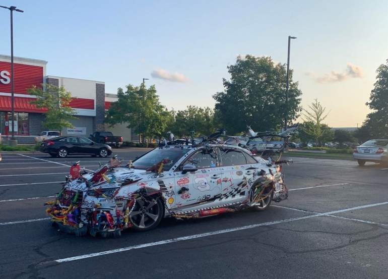 Необычные и удивительные транспортные средства: фотоподборка