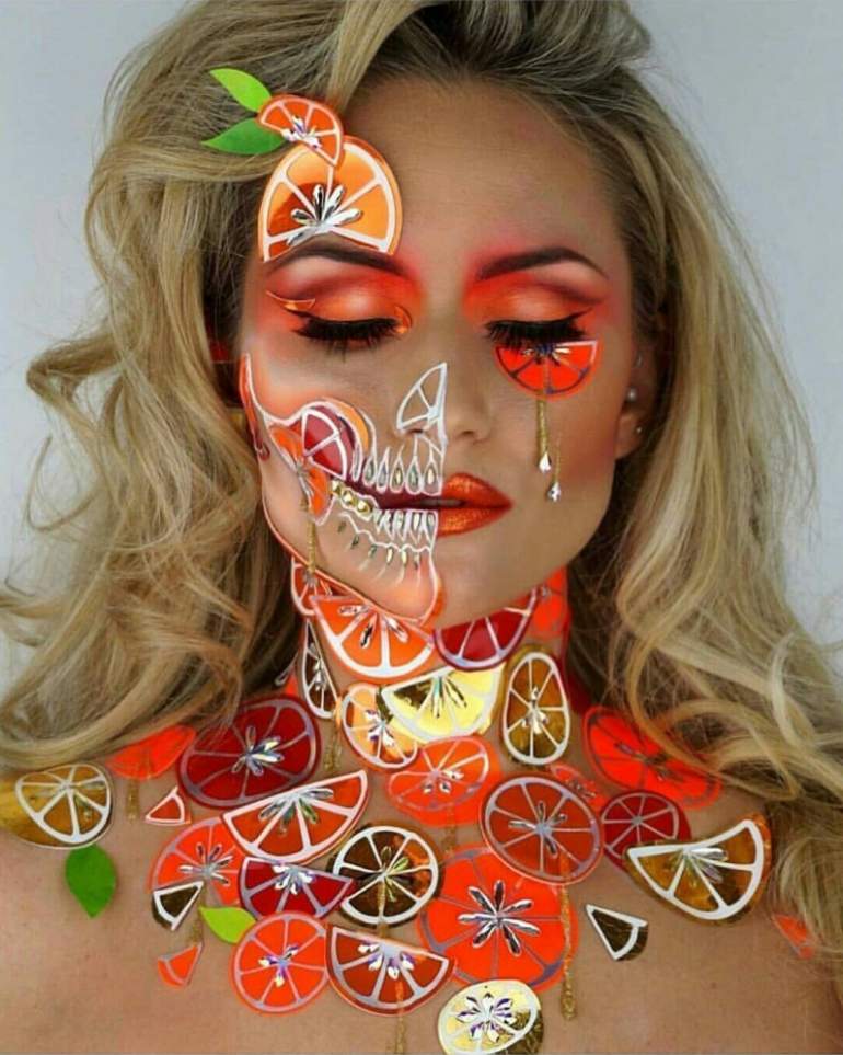 Красивые девушки и Бодиарт на лице