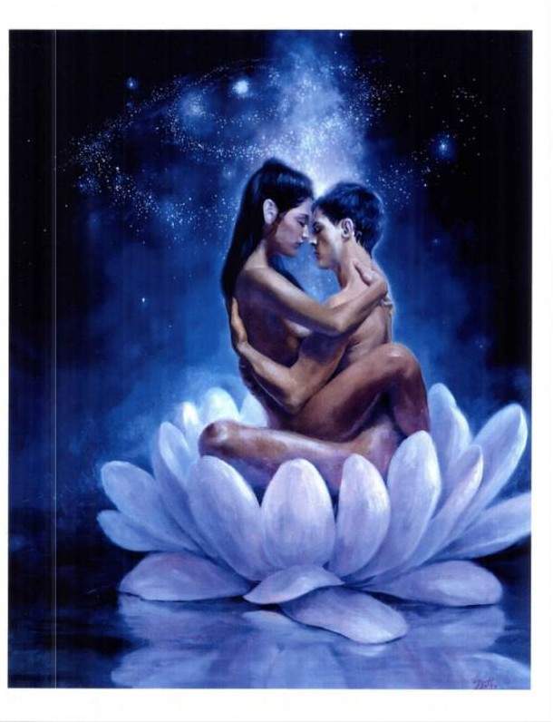 Милая женщина с лотосом