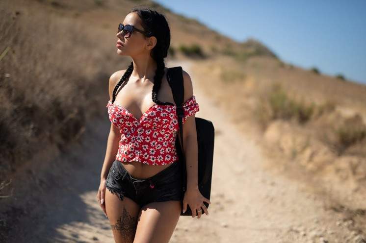 Персидка красивая девушка на фото