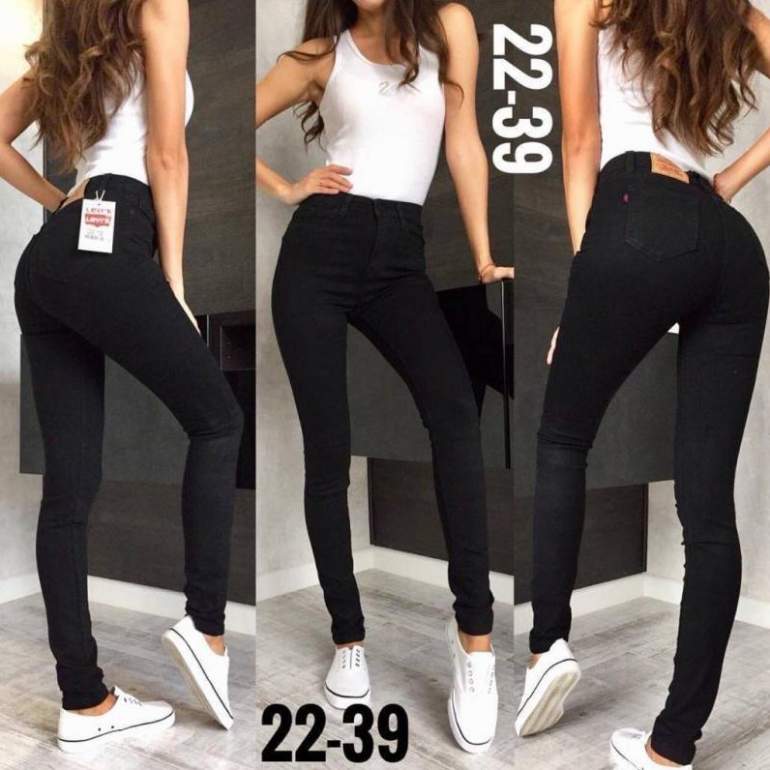 Стиль: Черные джинсы стрейч - фото идеи