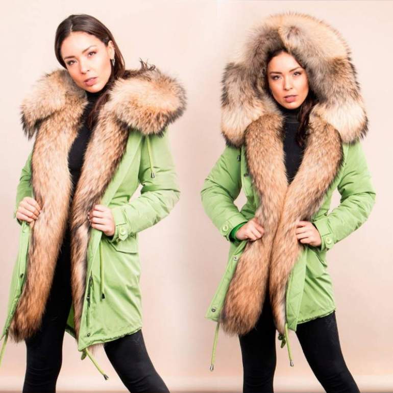 Стиль: Зеленый пуховик женский с мехом - фото идеи
