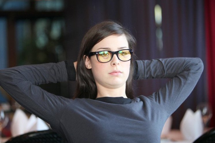 Ботаничка красивая девушка на фото