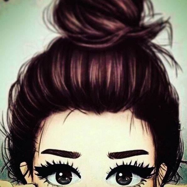 Красивая девушка с дулькой