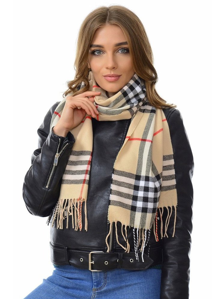 Красивые девушки и Шарф андеграунд