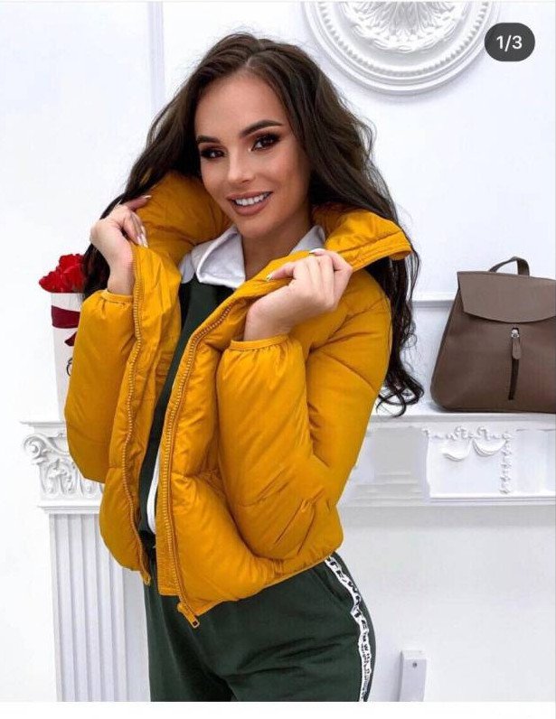 Стиль: Ярко желтый пуховик - фото идеи