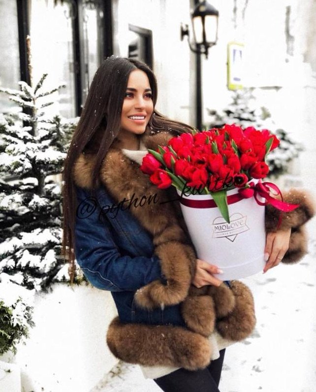 Стиль: Куртка с мехом песца - фото идеи