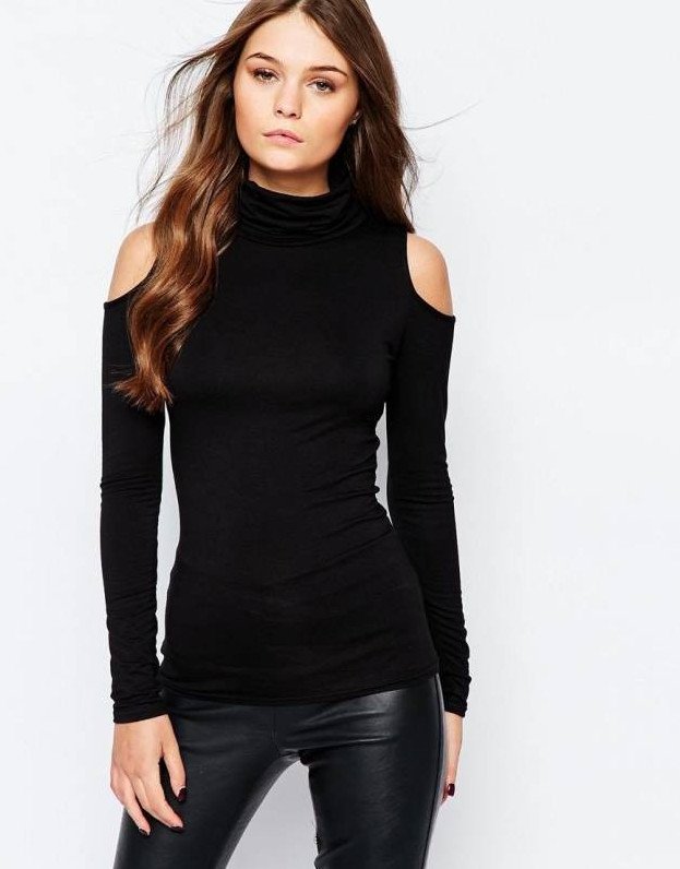Стиль: Обтягивающая кофта - фото идеи