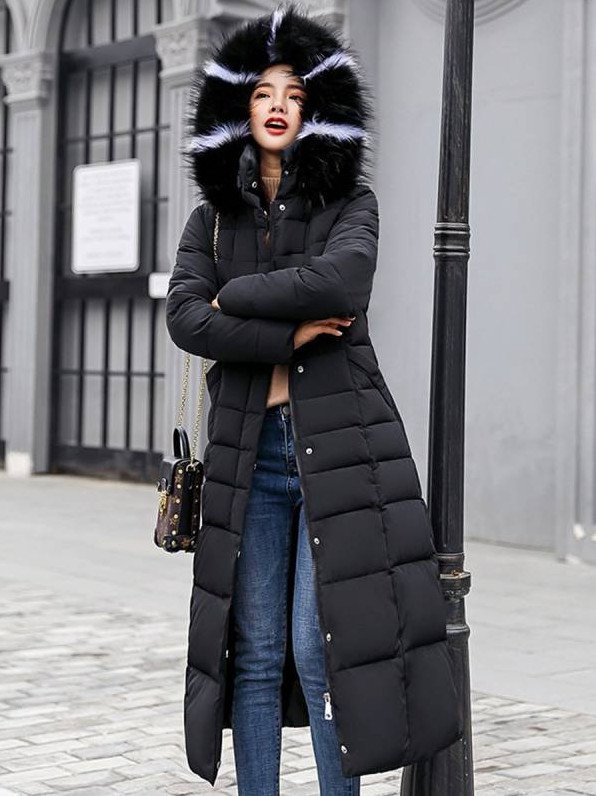Стиль: Пуховик женский зимний с капюшоном - фото идеи