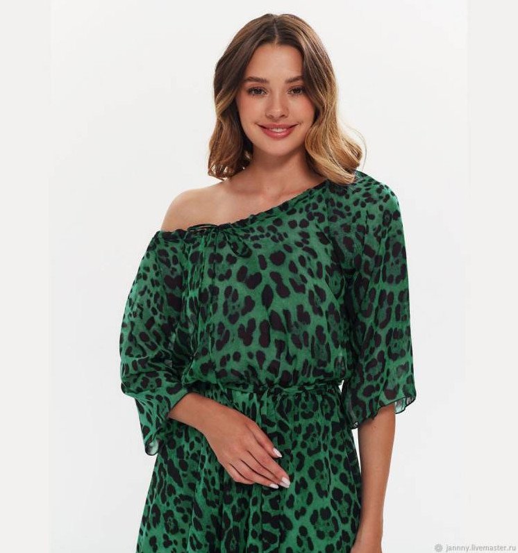 Стиль: Синее леопардовое платье - фото идеи