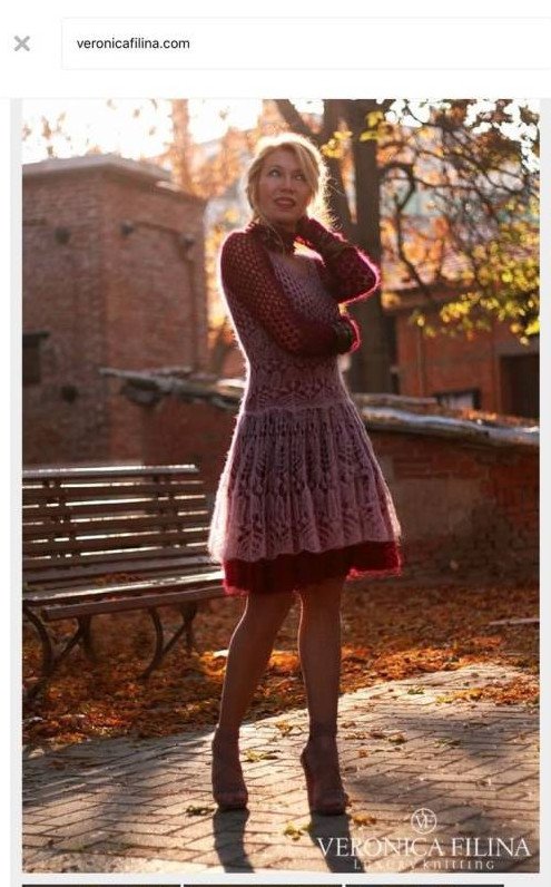 Стиль: Вязаное платье с ремнем - фото идеи