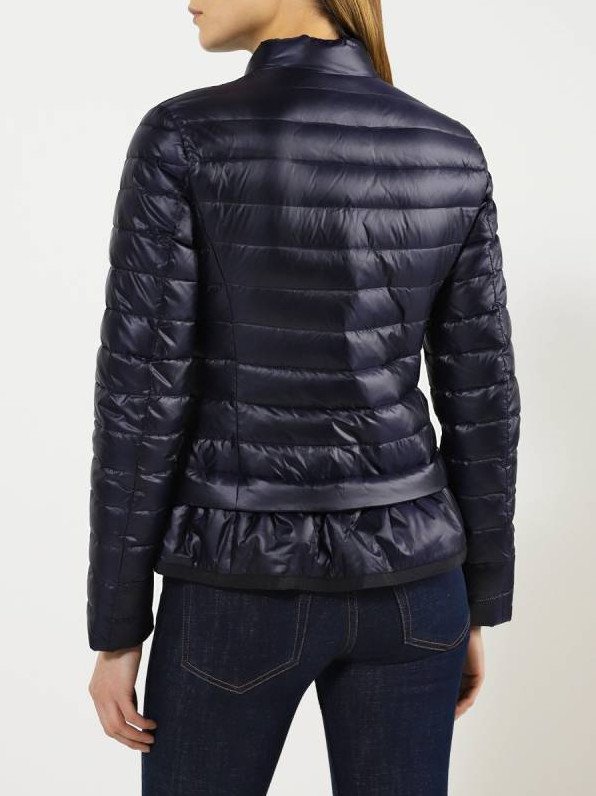 Стиль: Женский пуховик алессандро мандзони - фото идеи