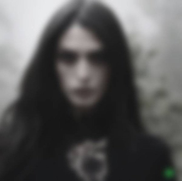 Милые девушки с наружностью колдуньи