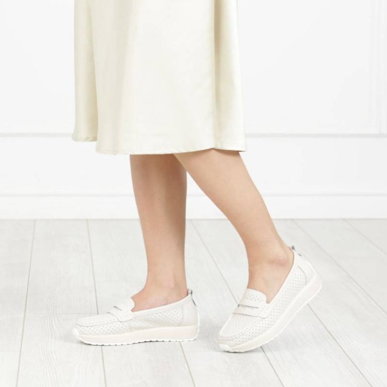 Мода: Тканевые мокасины