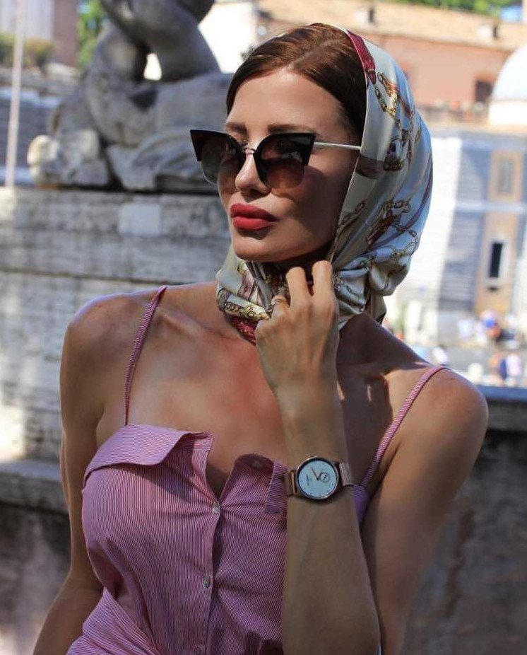 Итальянки в платках + много фото