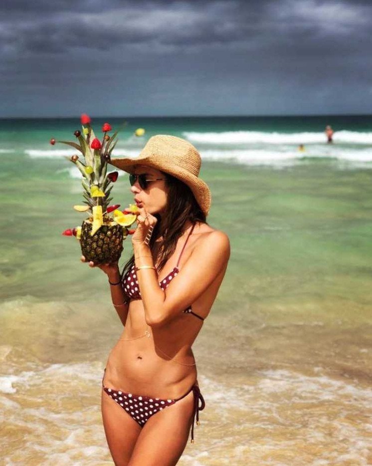 Женщины из Италии в бикини