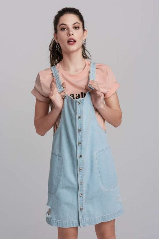 Тренд: джинсовый сарафан «Страдивариус».