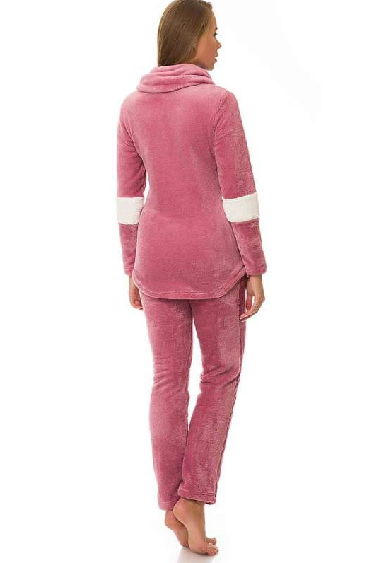 Мода: Махровый костюм