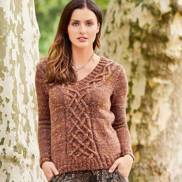 Модный джемпер из твидовой пряжи для стильного образа