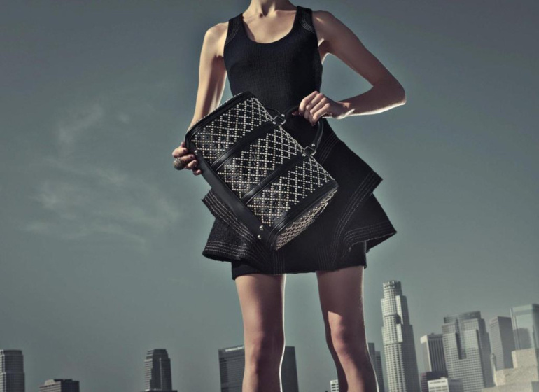 Преимущества использования пластиковых сумок: удобство, практичность, экологичность