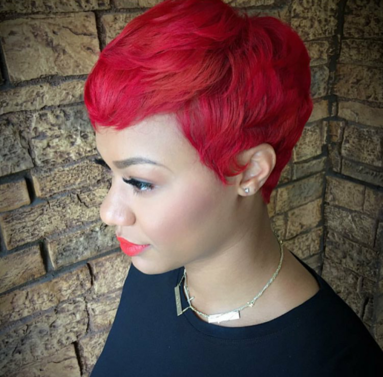 Стиль Красное окрашивание на короткие волосы