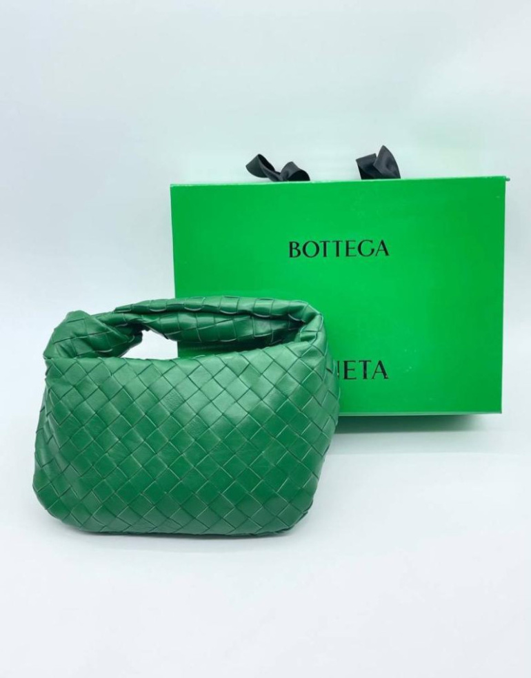Сумка Bottega Veneta в зеленом цвете