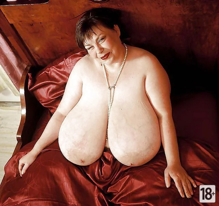 Взрослые толстушки с огромными титьками